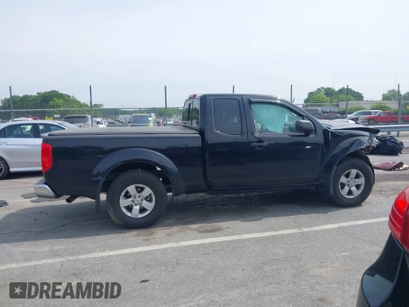 2013 Nissan Frontier SV z VIN 1N6AD0CW1DN754989, wystawiony jako IAAI lot #42277147 z przebiegiem 126 953 mil mil oraz . Historia ofert i sprzedaży dostępna na DreamBid. Obrazek 13.