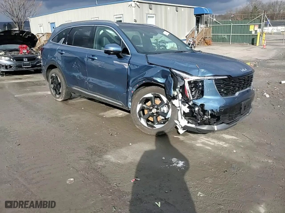 2025 Kia Sorento Plug-In Hybrid SX Prestige with VIN KNDRMDJH2S5299570, listed as a Copart auction lot 82481984 with 4,325 mi miles and Salvage Title. Bid and sale history available at carsss.com. Image 11.