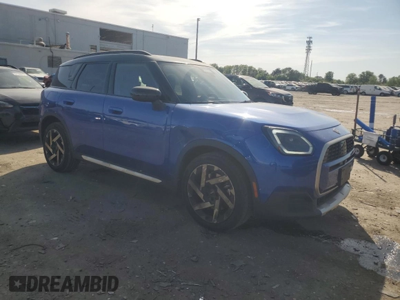 2025 MINI Countryman S z VIN WMZ23GA02S7P72579, wystawiony jako Copart lot #54301755 z przebiegiem 7 672 mil mil oraz Szkoda całkowita • Salvage title. Historia ofert i sprzedaży dostępna na DreamBid. Obrazek 4.