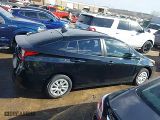 2020 Toyota Prius L Eco with VIN JTDKARFU7L3119834, listed as a IAAI auction lot 41653177 with 140,964 mi miles. Bid and sale history available at carsss.com. Image 13.
