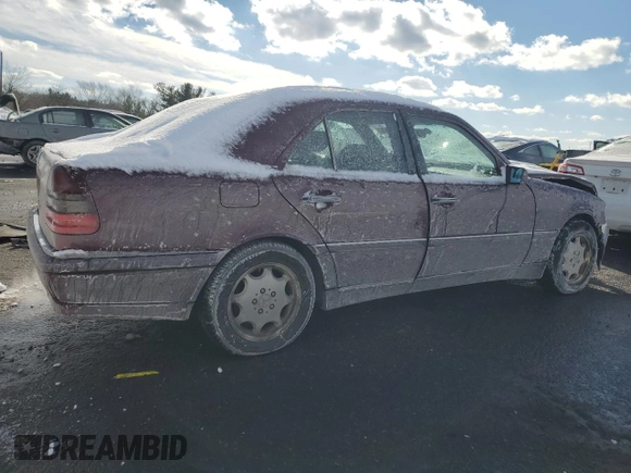 1998 Mercedes-Benz C 230/260/280/320 with VIN WDBHA23G5WA537419, listed as a Copart auction lot 88290375 with 150,179 mi miles and Salvage Title. Bid and sale history available at carsss.com. Image 3.