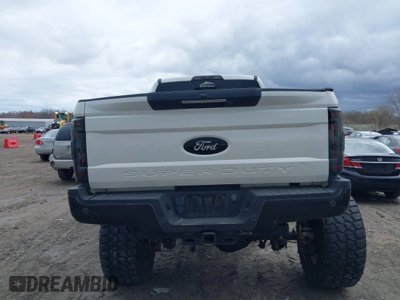 2019 Ford F-250 XL with VIN 1FT7W2B64KEC87892, listed as a IAAI auction lot 42007626 with 53,204 mi miles and . Bid and sale history available at DreamBid. Image 16.