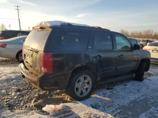 2009 GMC Yukon SLT w/4SB with VIN 1GKFK33009R233990, listed as a Copart auction lot 44627005 with 236,523 mi miles and Clean Title. Bid and sale history available at carsss.com. Image 3.
