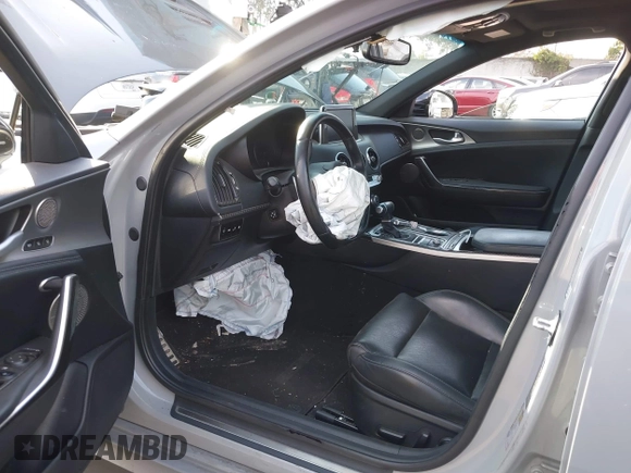 2019 Kia Stinger GT1 with VIN KNAE45LC2K6049548, listed as a IAAI auction lot 40970268 with 35,217 mi miles and . Bid and sale history available at DreamBid. Image 19.