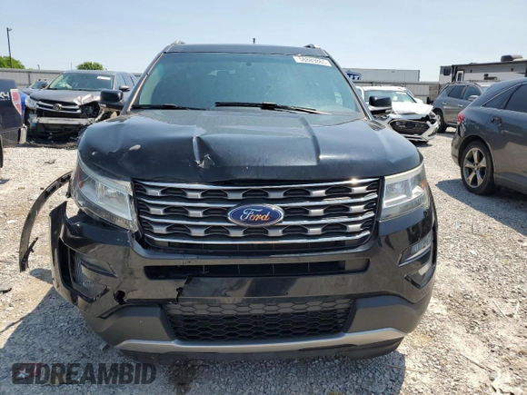 2017 Ford Explorer XLT z VIN 1FM5K8D88HGA57298, wystawiony jako Copart lot #58889865 z przebiegiem 142 107 mil mil oraz Szkoda całkowita • Salvage title. Historia ofert i sprzedaży dostępna na DreamBid. Obrazek 5.