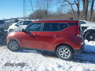 2020 Kia Soul LX with VIN KNDJ23AU6L7097430, listed as a IAAI auction lot 41288206 with 74,398 mi miles. Bid and sale history available at carsss.com. Image 14.