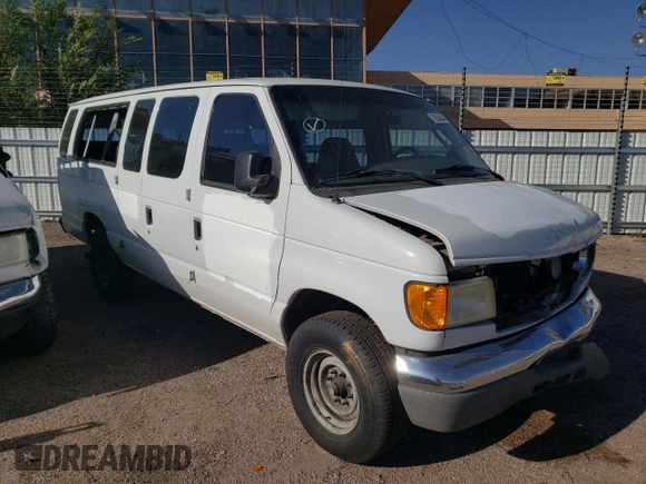 2007 Ford Econoline Passenger XL with VIN 1FBSS31L77DB12766, listed as a Copart auction lot 72954844 with 149,562 mi miles and Salvage title. Bid and sale history available at DreamBid. Image 4.