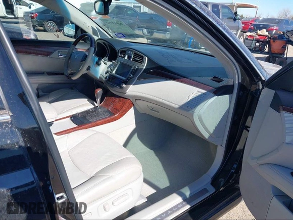 2012 Toyota Avalon with VIN 4T1BK3DB4CU442885, listed as a IAAI auction lot 40713053 with 144,383 mi miles and . Bid and sale history available at DreamBid. Image 5.