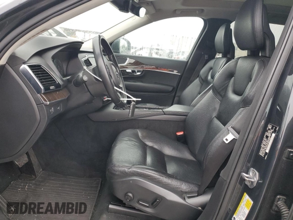 2016 Volvo XC90 T6 Momentum with VIN YV4A22PK7G1026968, listed as a Copart auction lot 44529345 with 162,367 mi miles and Salvage Title. Bid and sale history available at carsss.com. Image 7.