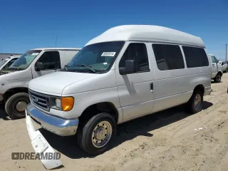 2003 Ford Econoline Cargo Recreational with VIN 1FDPE24L83HA48184, listed as a Copart auction lot 68382614 with 235,732 mi miles and Salvage Title. Bid and sale history available at DreamBid. Image 1.