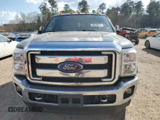 2016 Ford Super Duty F-250 SRW Lariat with VIN 1FT7W2BT7GEA09162, listed as a Copart auction lot 44310635 with 181,152 mi miles and Salvage Title. Bid and sale history available at carsss.com. Image 5.