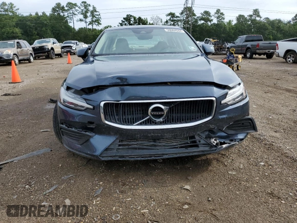 2020 Volvo S60 Momentum with VIN 7JR102FK6LG065019, listed as a Copart auction lot 59084944 with 40,449 mi miles and Salvage Title. Bid and sale history available at carsss.com. Image 5.