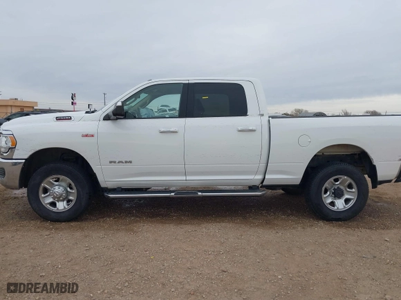 2019 Ram 2500 Big Horn with VIN 3C6UR5DJ8KG544954, listed as a IAAI auction lot 41588673 with 50,410 mi miles. Bid and sale history available at carsss.com. Image 15.