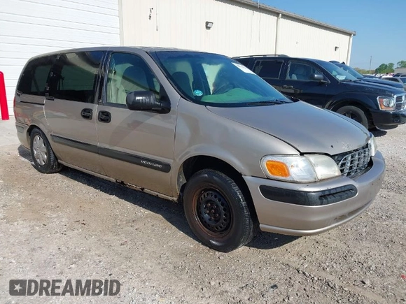 1998 Chevrolet Venture with VIN 1GNDX03E5WD173302, listed as a IAAI auction lot 42033616 with 325,300 mi miles. Bid and sale history available at carsss.com. Image 1.