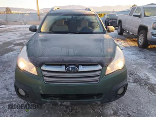 2013 Subaru Outback 2.5i Premium with VIN 4S4BRBCC2D3270699, listed as a IAAI auction lot 41423449 with 141,573 mi miles. Bid and sale history available at carsss.com. Image 12.