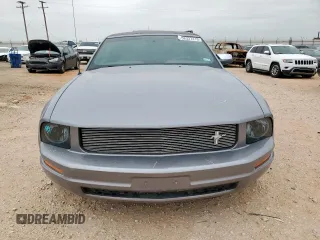 2007 Ford Mustang Deluxe with VIN 1ZVFT84N675330712, listed as a Copart auction lot 58337415 with 105,123 mi miles and Salvage title. Bid and sale history available at DreamBid. Image 5.