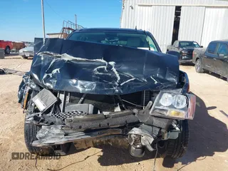 2007 Chevrolet Suburban LT with VIN 3GNFC16077G264439, listed as a IAAI auction lot 41212959 with Not Provided miles and . Bid and sale history available at DreamBid. Image 6.