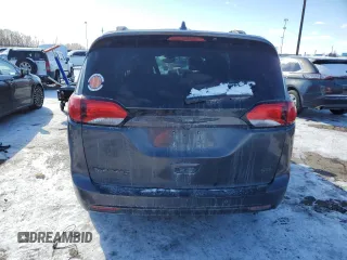 2020 Chrysler Pacifica Launch Edition z VIN 2C4RC3BG4LR270899, wystawiony jako Copart lot #45715205 z przebiegiem 71 409 mil mil oraz Nie do naprawy. Historia ofert i sprzedaży dostępna na DreamBid. Obrazek 6.