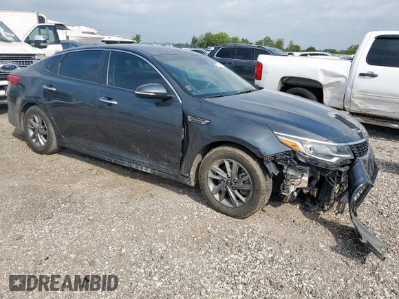 2020 Kia Optima SE z VIN 5XXGT4L30LG441200, wystawiony jako Copart lot #56465235 z przebiegiem 105 791 mil mil oraz Szkoda całkowita • Salvage title. Historia ofert i sprzedaży dostępna na DreamBid. Obrazek 4.