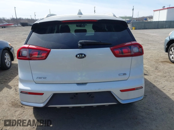 2017 Kia Niro LX with VIN KNDCB3LC8H5041747, listed as a IAAI auction lot 41764016 with 103,329 mi miles. Bid and sale history available at carsss.com. Image 16.