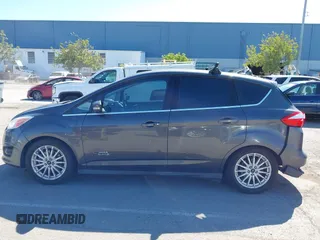 2016 Ford C-Max SEL z VIN 1FADP5CU1GL112085, wystawiony jako IAAI lot #42239257 z przebiegiem 88 149 mil mil oraz . Historia ofert i sprzedaży dostępna na DreamBid. Obrazek 15.
