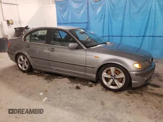 2004 BMW 3 Series 330i with VIN WBAEV53404KM37815, listed as a Copart auction lot 41405525 with 207,325 mi miles and Clean Title. Bid and sale history available at carsss.com. Image 4.