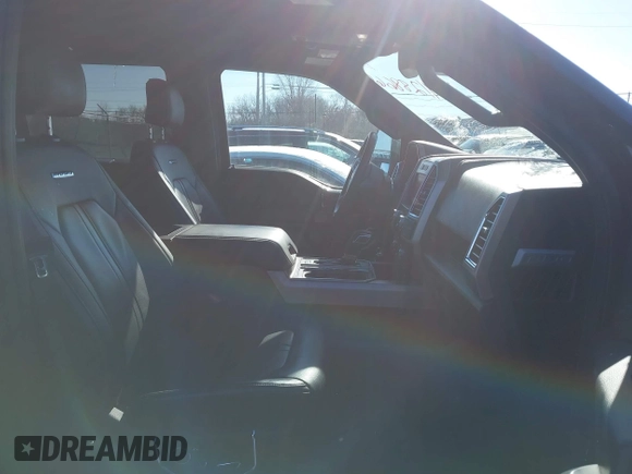 2015 Ford F-150 XLT with VIN 1FTEW1EG7FFC50082, listed as a IAAI auction lot 41288660 with 59,118 mi miles. Bid and sale history available at carsss.com. Image 5.