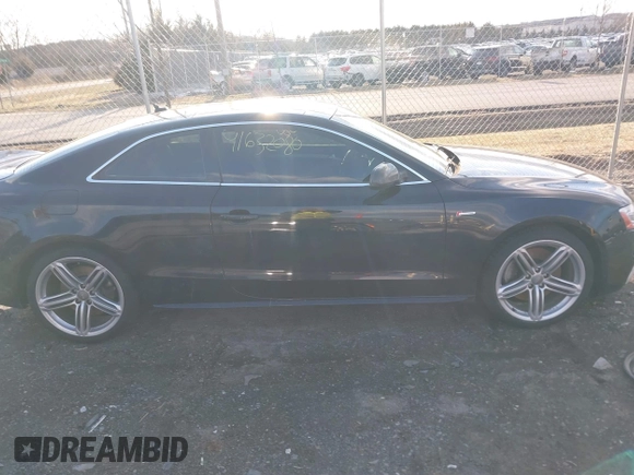 2014 Audi S5 Premium Plus with VIN WAUCGAFR1EA042566, listed as a IAAI auction lot 41632080 with 116,224 mi miles. Bid and sale history available at carsss.com. Image 13.