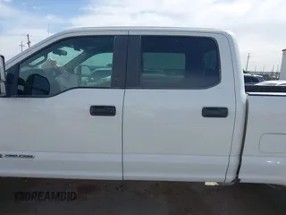 2018 Ford F-250 XL z VIN 1FT7W2BT5JEB49461, wystawiony jako IAAI lot #41773619 z przebiegiem 279 815 mil mil oraz . Historia ofert i sprzedaży dostępna na DreamBid. Obrazek 14.