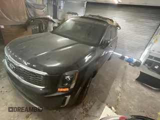 2020 Kia Telluride S with VIN 5XYP6DHC1LG073783, listed as a Copart auction lot 54958565 with 77,176 mi miles and Clean Title. Bid and sale history available at carsss.com. Image 2.