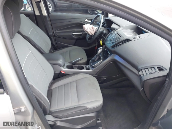 2015 Ford C-Max Hybrid SE with VIN 1FADP5AU5FL120692, listed as a IAAI auction lot 41590616 with 102,381 mi miles. Bid and sale history available at carsss.com. Image 5.