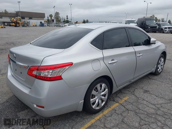 2015 Nissan Sentra SR with VIN 3N1AB7AP9FY334631, listed as a IAAI auction lot 42041539 with 101,946 mi miles and . Bid and sale history available at DreamBid. Image 4.