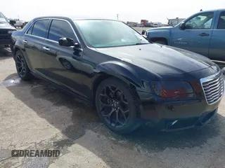 2013 Chrysler 300 with VIN 2C3CCAET8DH673962, listed as a IAAI auction lot 41805980 with 164,334 mi miles. Bid and sale history available at carsss.com. Image 1.