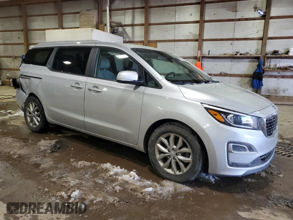 2021 Kia Sedona EX with VIN KNDMB5C17M6671469, listed as a Copart auction lot 89316135 with 41,614 mi miles and Salvage Title. Bid and sale history available at carsss.com. Image 4.