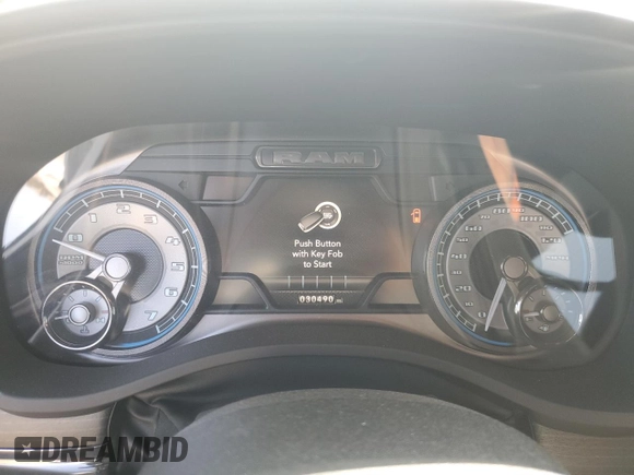 2022 Ram 1500 Limited with VIN 1C6SRFHT7NN175797, listed as a Copart auction lot 61062945 with 30,490 mi miles and Salvage title. Bid and sale history available at DreamBid. Image 9.