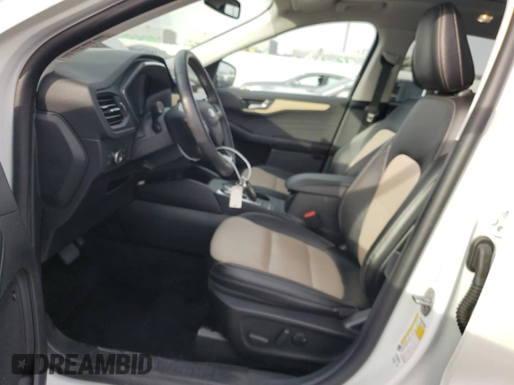 2022 Ford Escape Titanium Plug-In Hybrid с VIN 1FMCU0LZ8NUB45858, выставлен на аукционе Copart как лот 84727544 с пробегом 8 612 миль миль и Списание • Salvage title. История ставок и продаж доступна на DreamBid. Изображение 7.