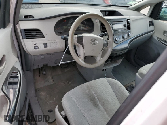 2013 Toyota Sienna L с VIN 5TDZK3DC6DS315122, выставлен на аукционе Copart как лот 47453125 с пробегом 161 106 миль миль и На запчасти • Non repairable. История ставок и продаж доступна на DreamBid. Изображение 8.