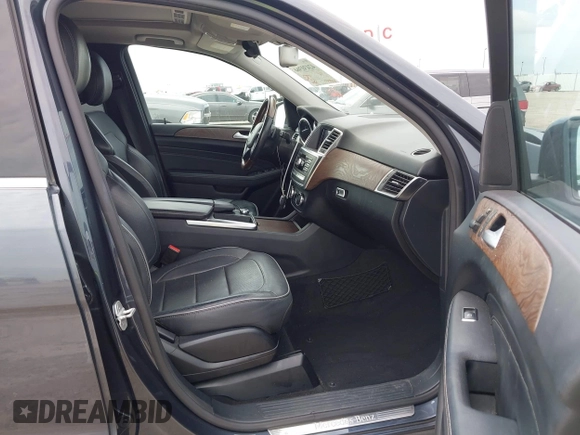 2014 Mercedes-Benz M 350 with VIN 4JGDA2EBXEA276400, listed as a IAAI auction lot 42430364 with 209,150 mi miles and . Bid and sale history available at DreamBid. Image 5.