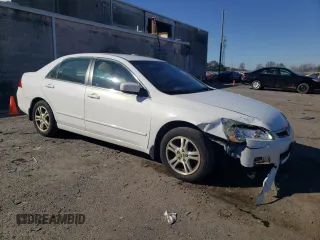 2006 Honda Accord LX SE z VIN 1HGCM56336A100257, wystawiony jako Copart lot #41187684 z przebiegiem 197 381 mil mil oraz Czysty tytuł • Clean title. Historia ofert i sprzedaży dostępna na DreamBid. Obrazek 4.