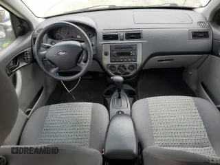 2006 Ford Focus S with VIN 1FAHP34N56W109006, listed as a Copart auction lot 53987745 with 111,677 mi miles and Salvage Title. Bid and sale history available at carsss.com. Image 8.