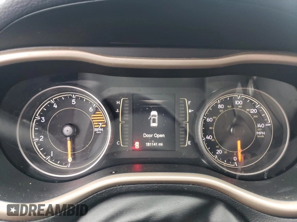 2018 Jeep Cherokee Latitude with VIN 1C4PJMCB1JD533288, listed as a Copart auction lot 86869514 with 181,141 mi miles and Clean title. Bid and sale history available at DreamBid. Image 9.