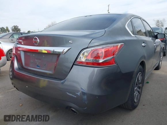 2015 Nissan Altima SV z VIN 1N4AL3AP7FC286578, wystawiony jako IAAI lot #41685407 z przebiegiem 218 606 mil mil oraz . Historia ofert i sprzedaży dostępna na DreamBid. Obrazek 6.