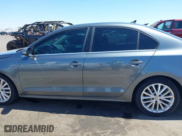 2011 Volkswagen Jetta SEL with VIN 3VWLZ7AJ4BM023877, listed as a IAAI auction lot 42054594 with 103,680 mi miles and . Bid and sale history available at DreamBid. Image 14.