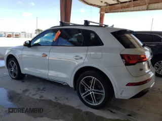 2023 Audi Q5 S line Premium Plus with VIN WA1E2AFY8P2128031, listed as a Copart auction lot 82355774 with 23,909 mi miles and Clean title. Bid and sale history available at DreamBid. Image 2.