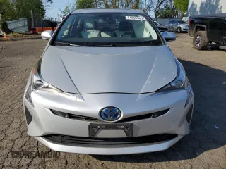 2017 Toyota Prius Two z VIN JTDKARFU0H3036902, wystawiony jako Copart lot #54360505 z przebiegiem 53 077 mil mil oraz Szkody całkowita. Historia ofert i sprzedaży dostępna na DreamBid. Obrazek 5.