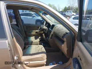 2004 Honda CR-V LX with VIN SHSRD77484U232035, listed as a IAAI auction lot 42042195 with 88,725 mi miles and . Bid and sale history available at carsss.com. Image 5.