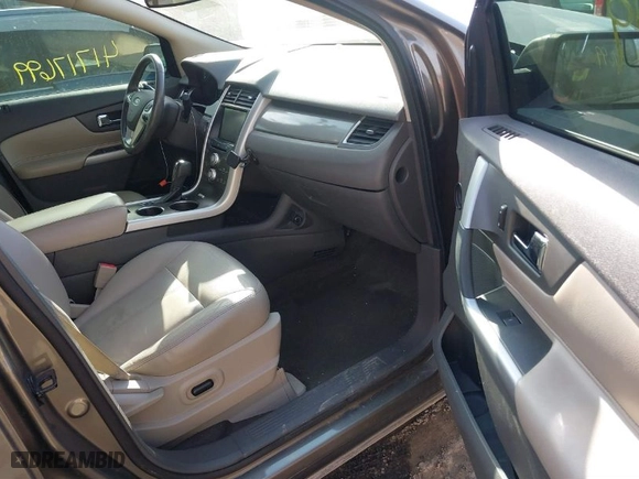 2014 Ford Edge SEL with VIN 2FMDK3JC7EBB21275, listed as a IAAI auction lot 41717699 with 158,244 mi miles. Bid and sale history available at carsss.com. Image 5.