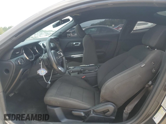 2016 Ford Mustang V6 с VIN 1FA6P8AM7G5207803, выставлен на аукционе Copart как лот 57839005 с пробегом 153 573 миль миль и Списание • Salvage title. История ставок и продаж доступна на DreamBid. Изображение 7.