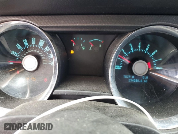 2012 Ford Mustang Premium с VIN 1ZVBP8AM6C5268706, выставлен на аукционе Copart как лот 54198285 с пробегом 234 038 миль миль и Чистый • Clean title. История ставок и продаж доступна на DreamBid. Изображение 9.