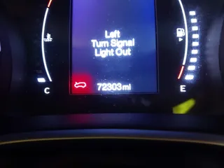 2018 Jeep Compass Latitude с VIN 3C4NJDBBXJT349731, выставлен на аукционе IAAI как лот 42564250 с пробегом 72 303 миль миль и . История ставок и продаж доступна на DreamBid. Изображение 15.